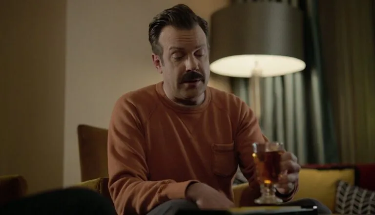 Момент из 7 серии 3 сезона